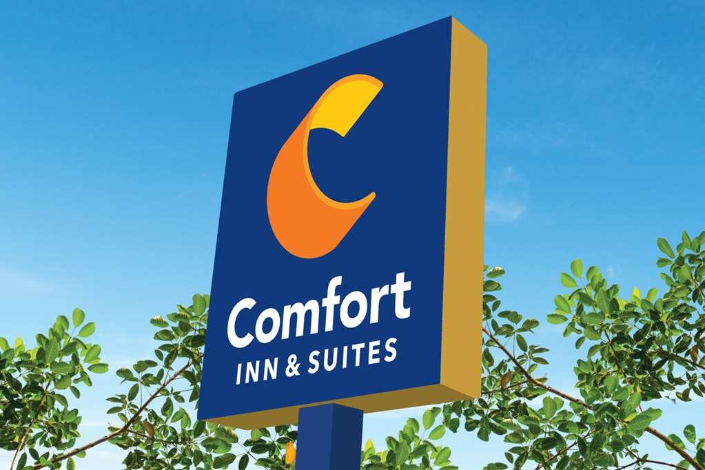 Comfort Inn Sunset Ahmedabad Exterior photo