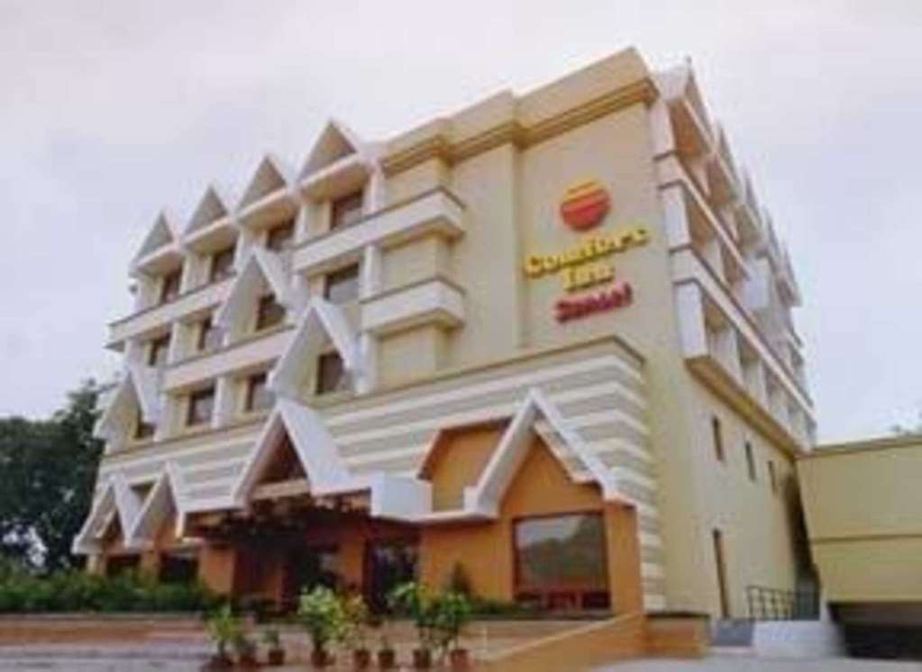 Comfort Inn Sunset Ahmedabad Exterior photo